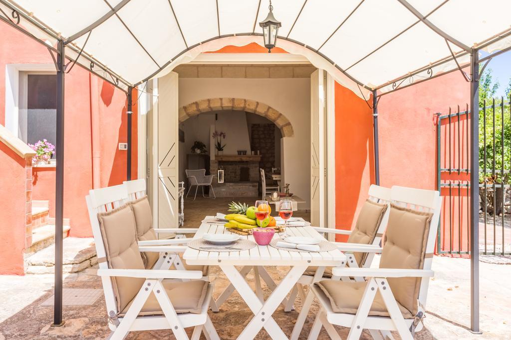 La Corte Della Masseria Сан-Вито-деи- Норманни Экстерьер фото